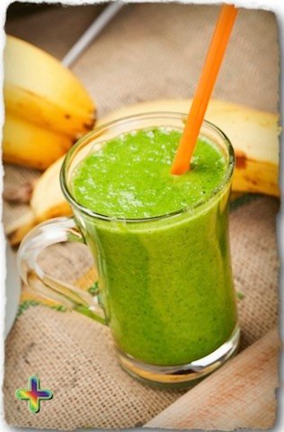 banana, almond, green smoothie, smoothie recipe, drink greens, spinach smoothie