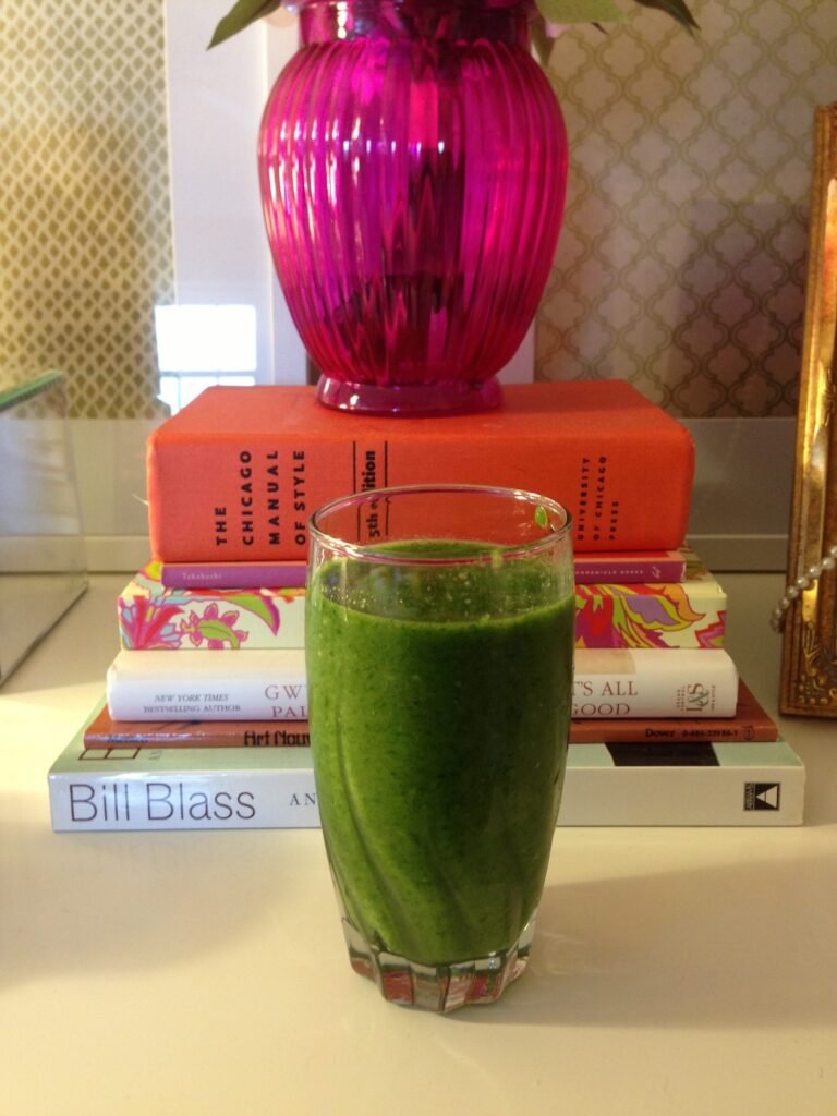 green smoothie, simple green smoothie, smoothie recipe